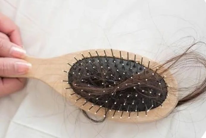 بال گرنا وجوہات توجہ