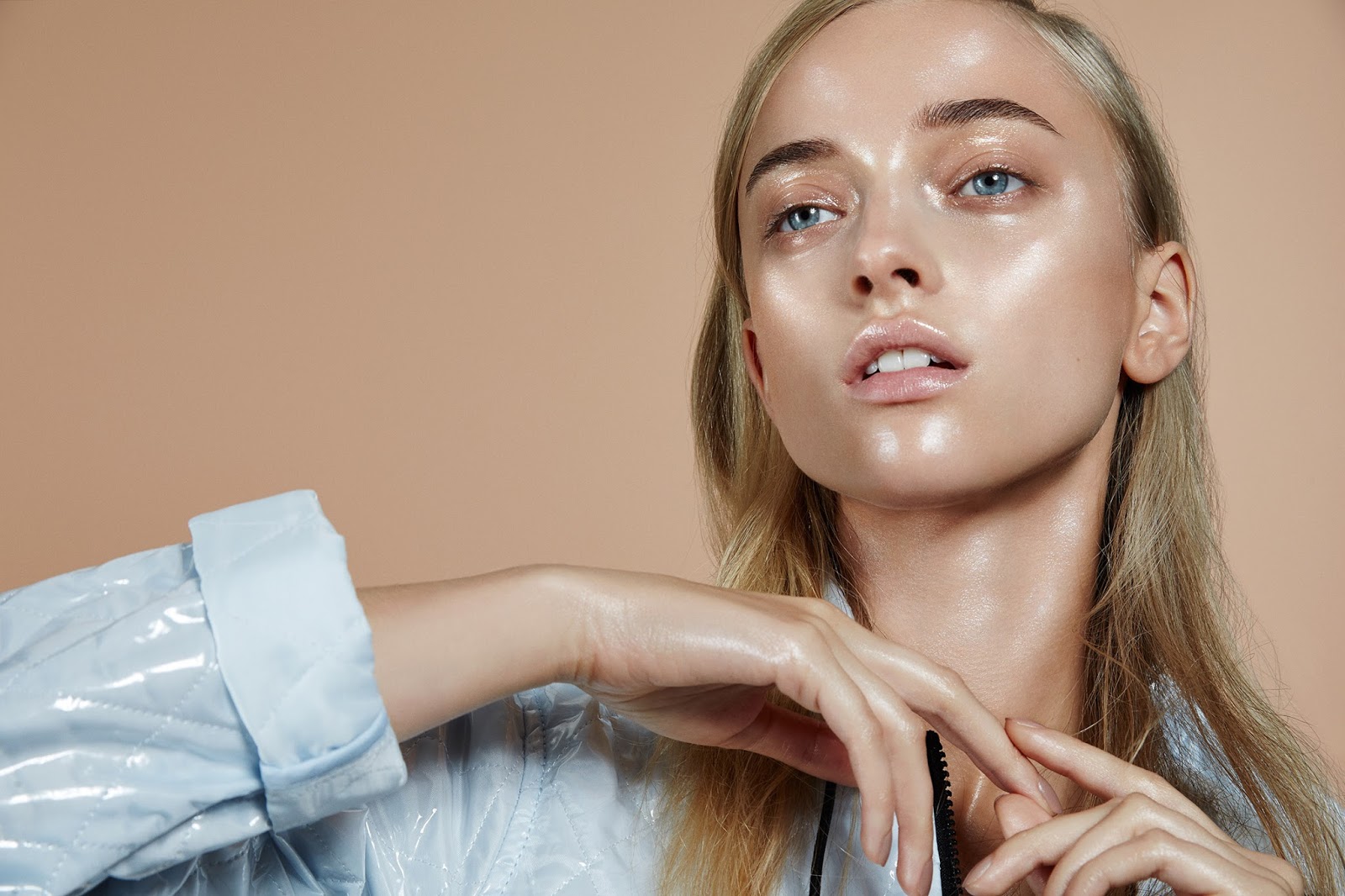 گرمیوں چکنی جلد مسائل