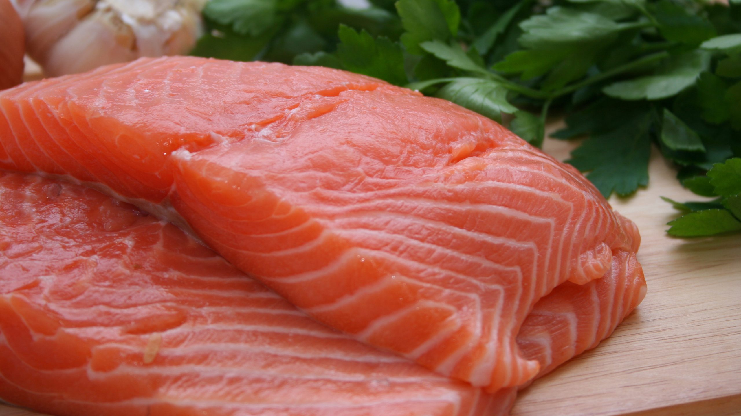 تازہ مچھلی کی پہچان گلپھڑوں کی رنگت