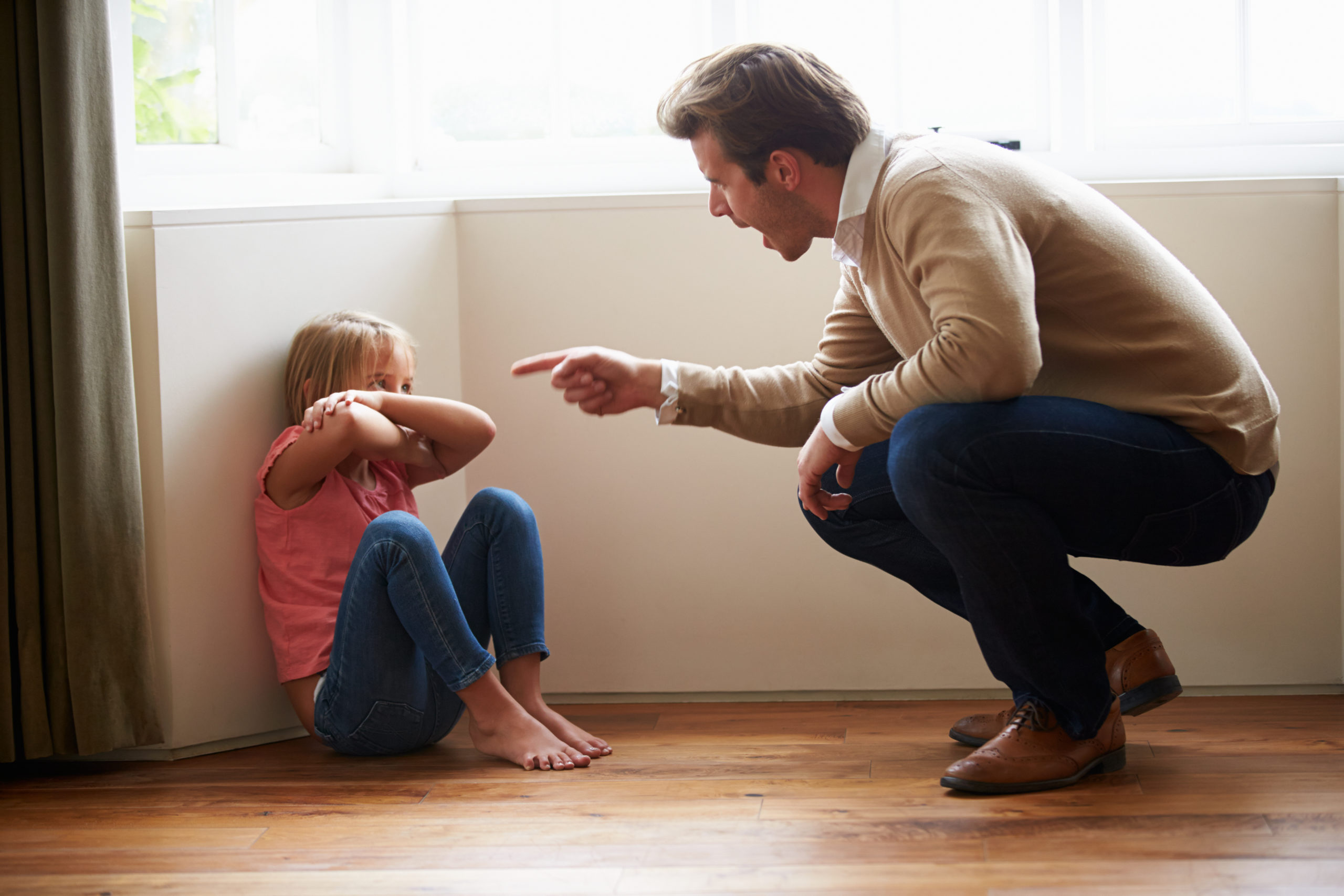 کیا والدین کی بدسلوکی سے بچوں کی نفسیاتی صحت متاثر ہوتی ہے؟