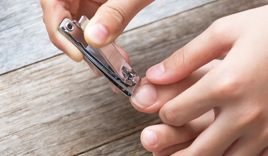 اندر کو مڑے ںاخن-شفانیوز