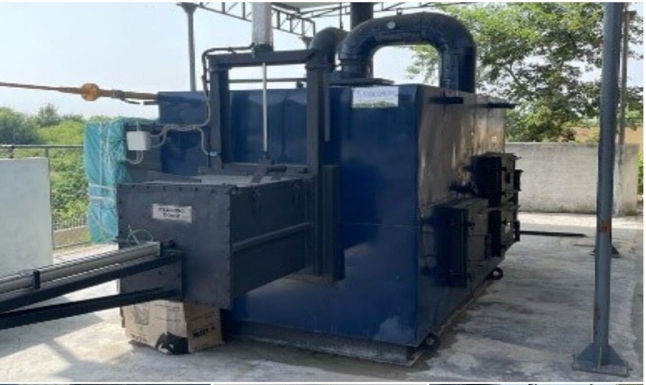 Medical waste incinerator