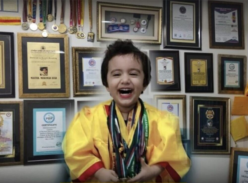 دنیا کا کم عمر ترین پاکستانی ماہر علم الابدان - شفانیوز