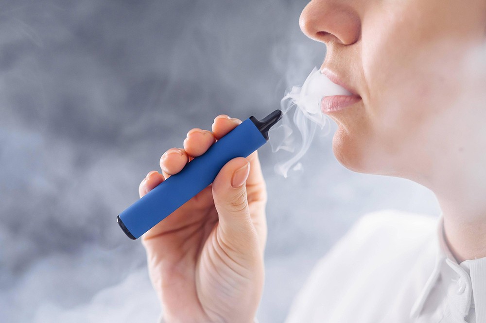 یلجیم میں ای سگریٹ پر پابندی لگانے کا فیصلہ- شفا نیوز