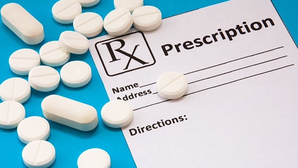 مراعات کے عوض ڈاکٹری نسخے جاری، تعلیمی اور اخلاقی مداخلتیں ناکام- شفا نیوز