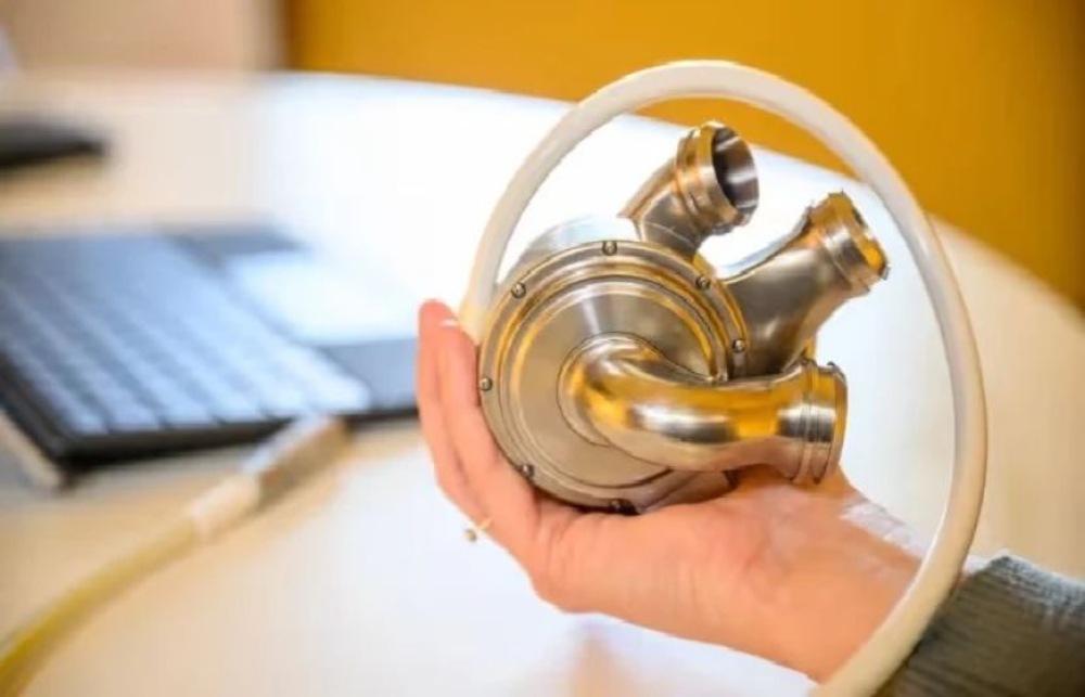 مصنوعی دل کے ساتھ 100 دن گزارنے والا دنیا کا پہلا شخص- شفا نیوز