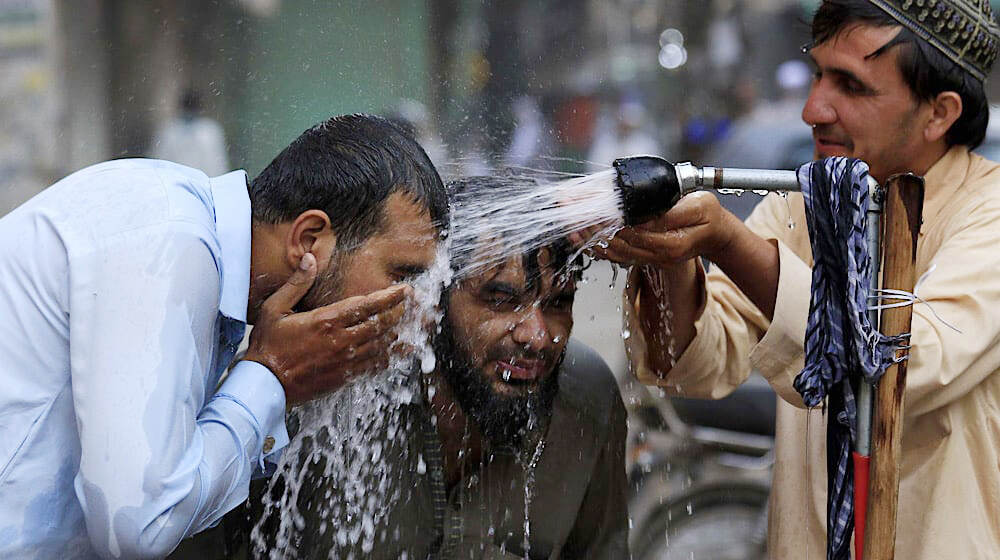 پاکستان میں ہیٹ ویوز پبلک ہیلتھ ایمرجنسی قرار- شفا نیوز