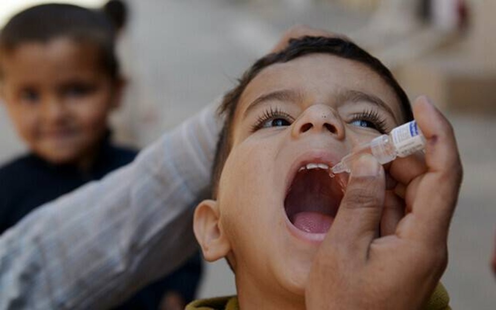 15 سال تک کے بچوں کو پولیو ویکسین دینے کا فیصلہ- شفا نیوز