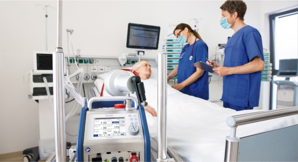 Doctors help patient fully recover on ECMO life support