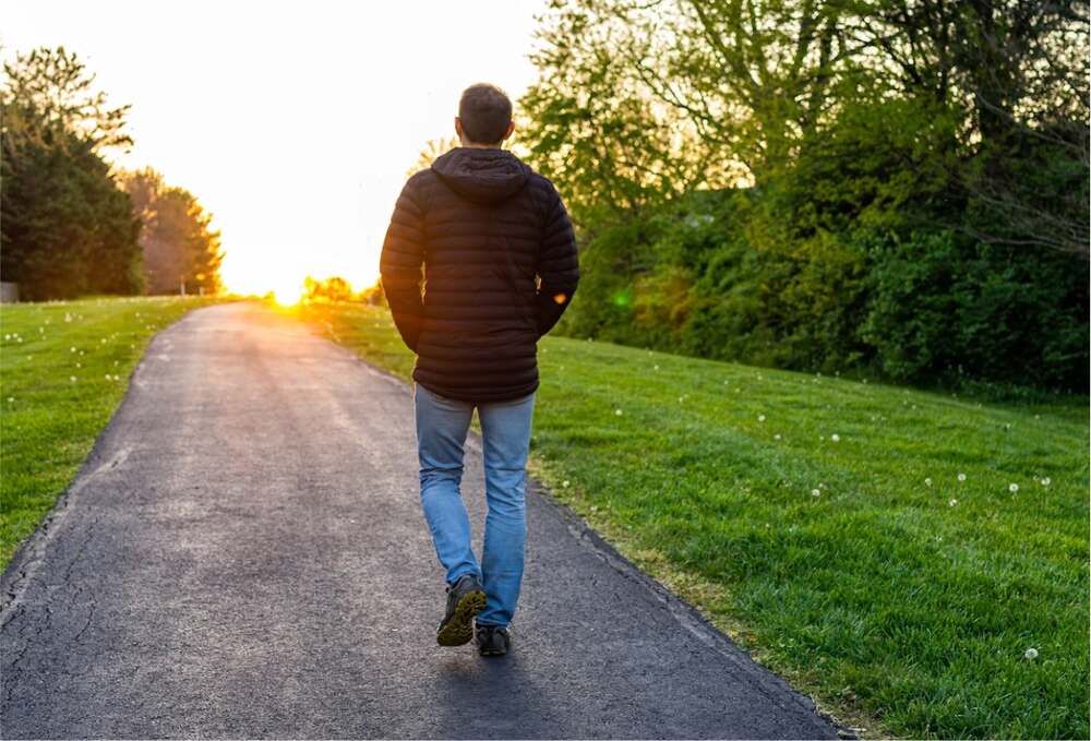 10 ہزار قدم چلنا بھی 10 گھنٹے بیٹھنے کا متبادل نہیں