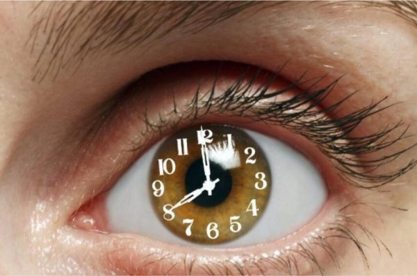 الارم سے پہلے آنکھ کیوں کھل جاتی ہے؟ ماہرین کی وضاحت