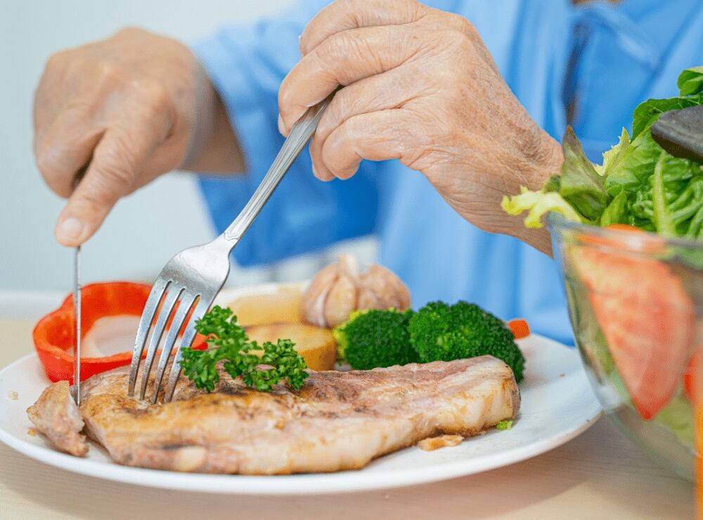 پڑھاپے میں اچھی غذا، طویل عمر کے امکانات زیادہ