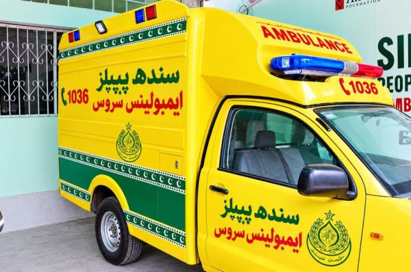 تھرپارکر میں ایمبولینس میں آگ لگنے سے 7 افراد جاں بحق، 5 زخمی